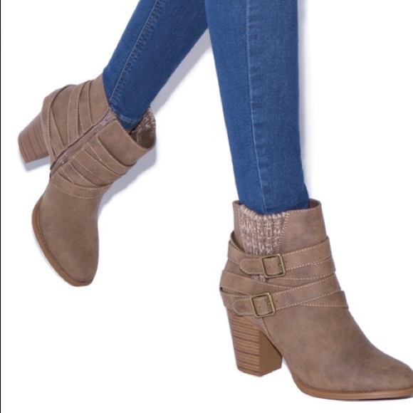 Shoe Dazzle Shoes - WRAPAROUND BUCKLE BOOTIE